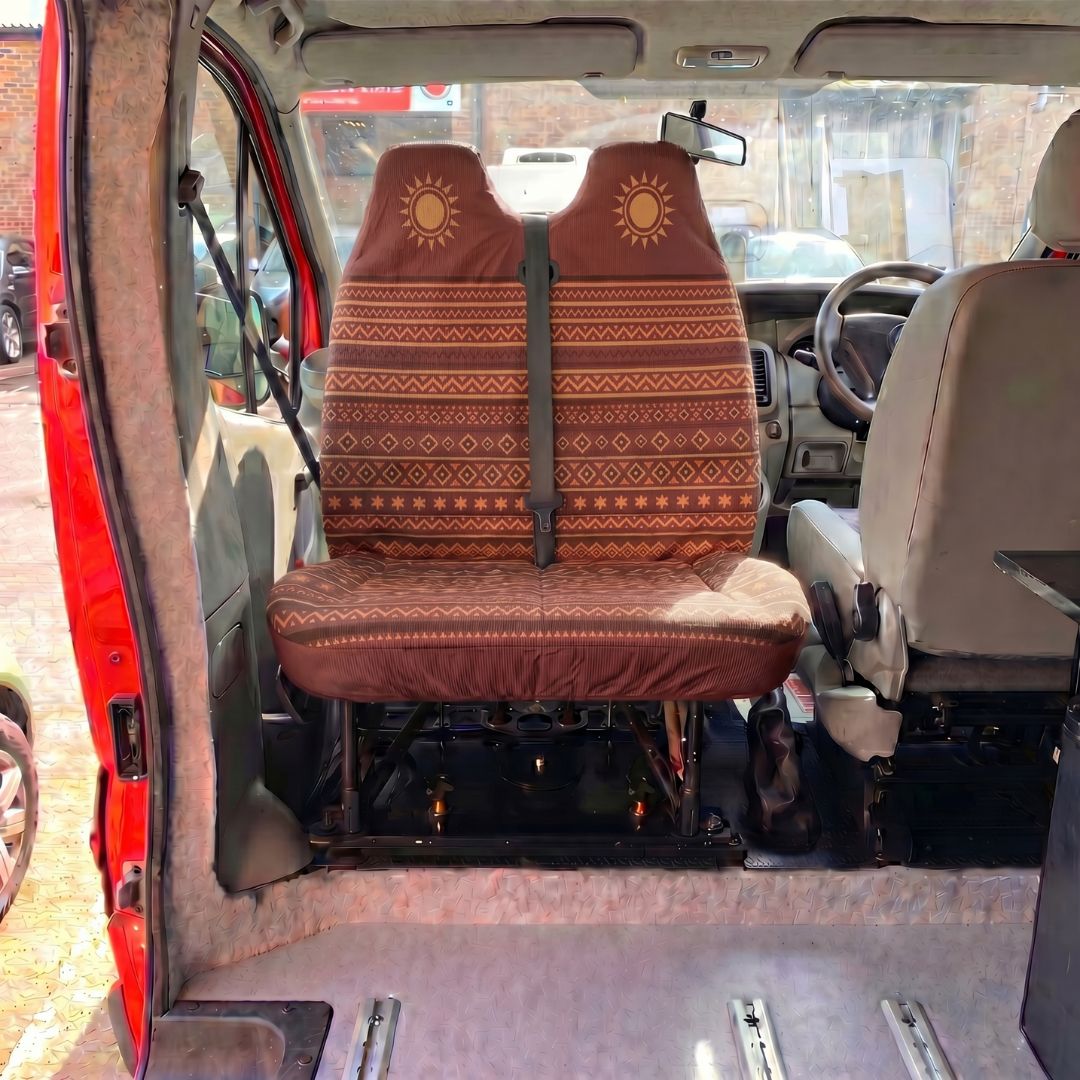 Solara Savana Aztec double front seat cover - brown & rust close-up