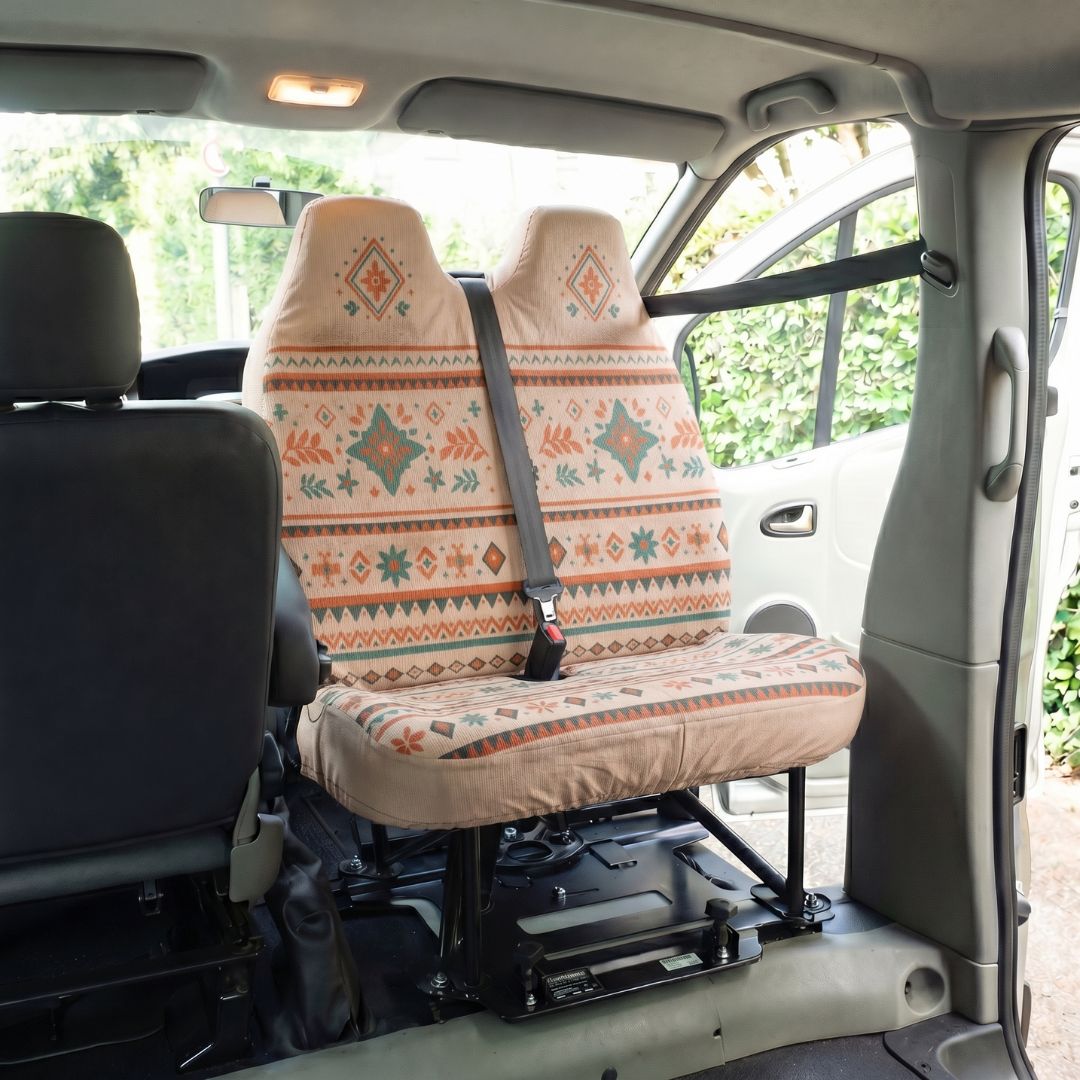 Solara Sierra Southwest Aztec double front seat cover - cream &amp; red lifestyle shot