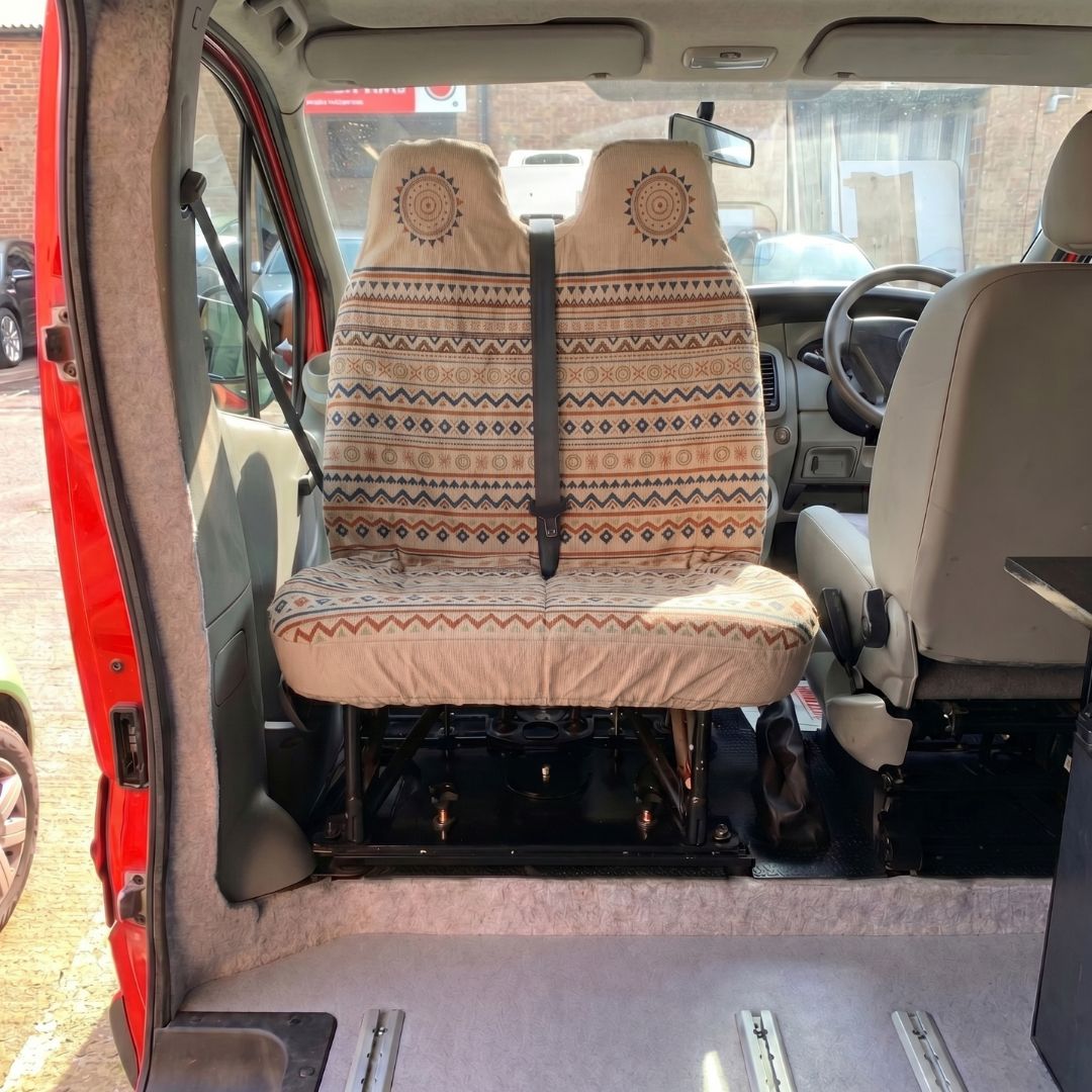 Solara Aria Aztec double front seat cover - cream &amp; red back view